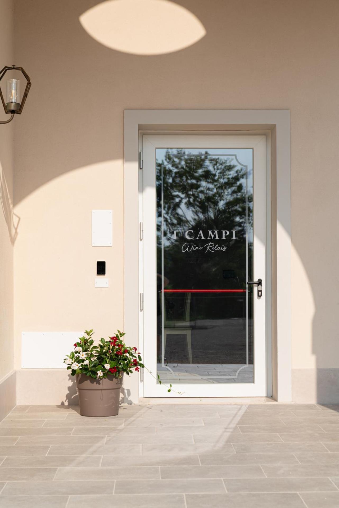 Hotel I Campi Wine Relais Ronchi  Exterior foto